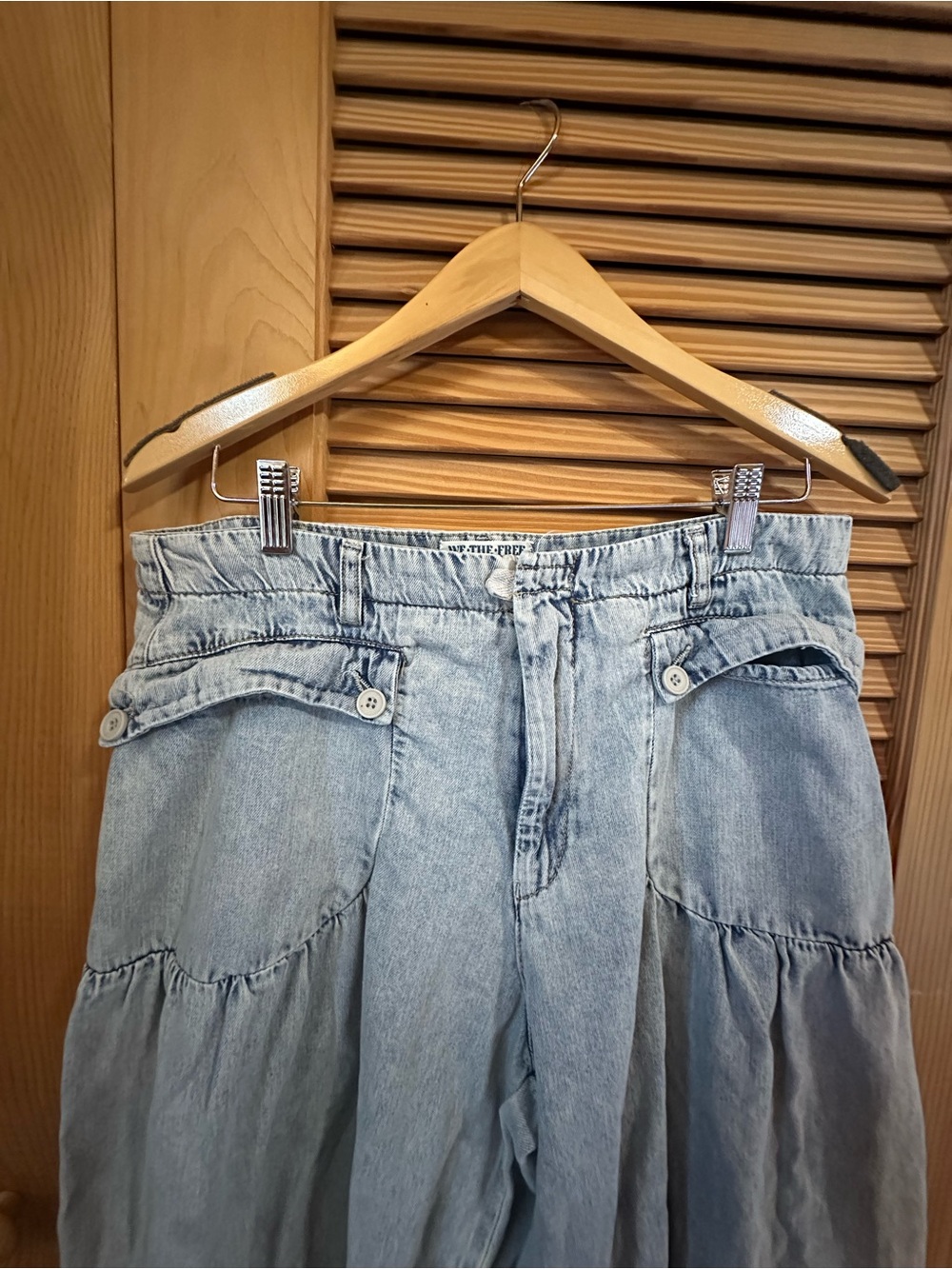 Jeans Subcategory - Picture 3 of 5